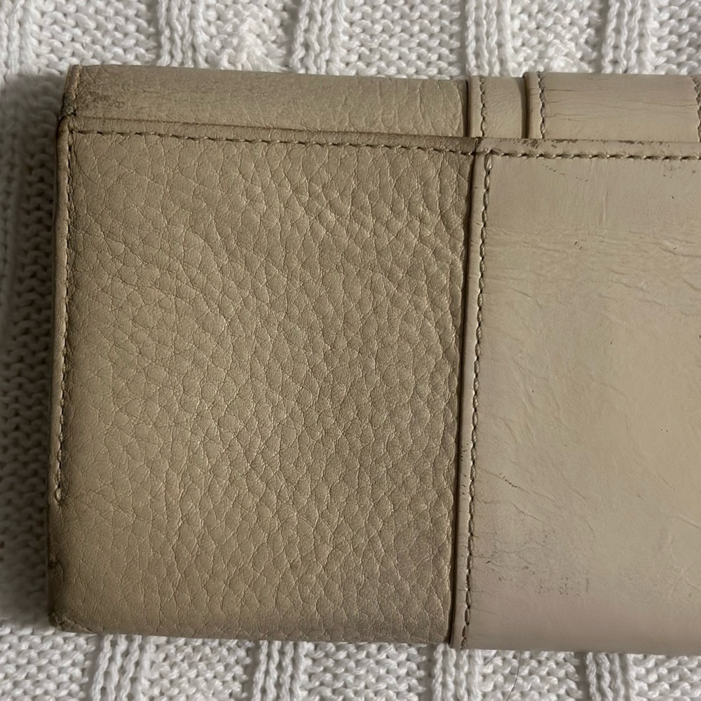 Chloé Beige Leather Long Wallet with Gold C - Picture 8 of 12